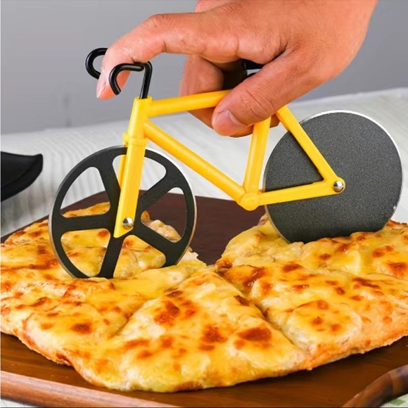 NIB Red Bicycle Double Pizza Cutter with Stand - Picture 7 of 11